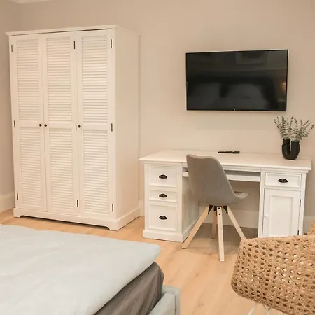 Apartment Sea And Salt